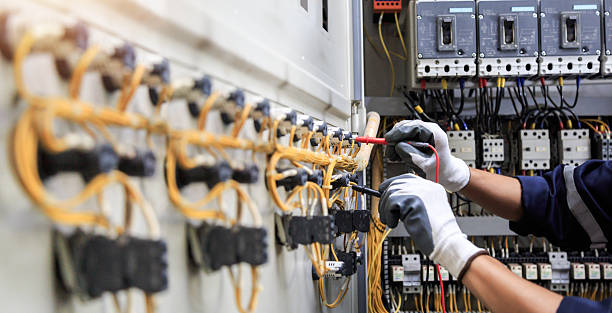 Professional Electrician technician working in Morada, CA